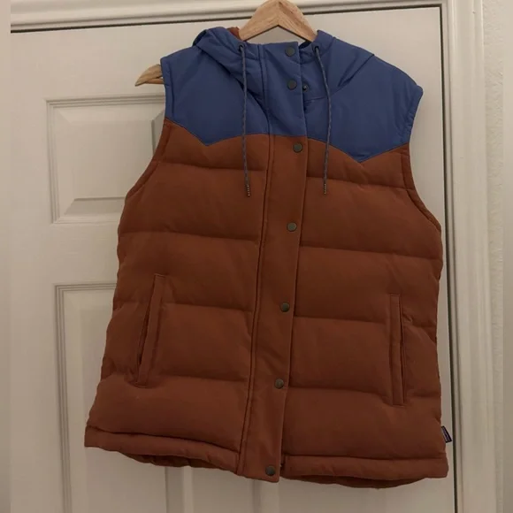 Patagonia Women’s Bivy Hooded Vest - Picture 2 of 5